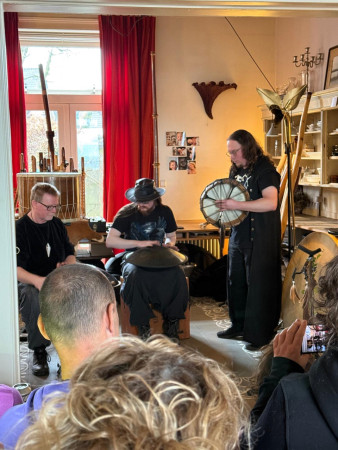 Gluren bij de buren 2026